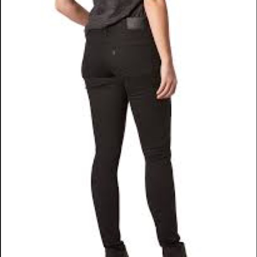 Levi 311 shaping skinny sz 25